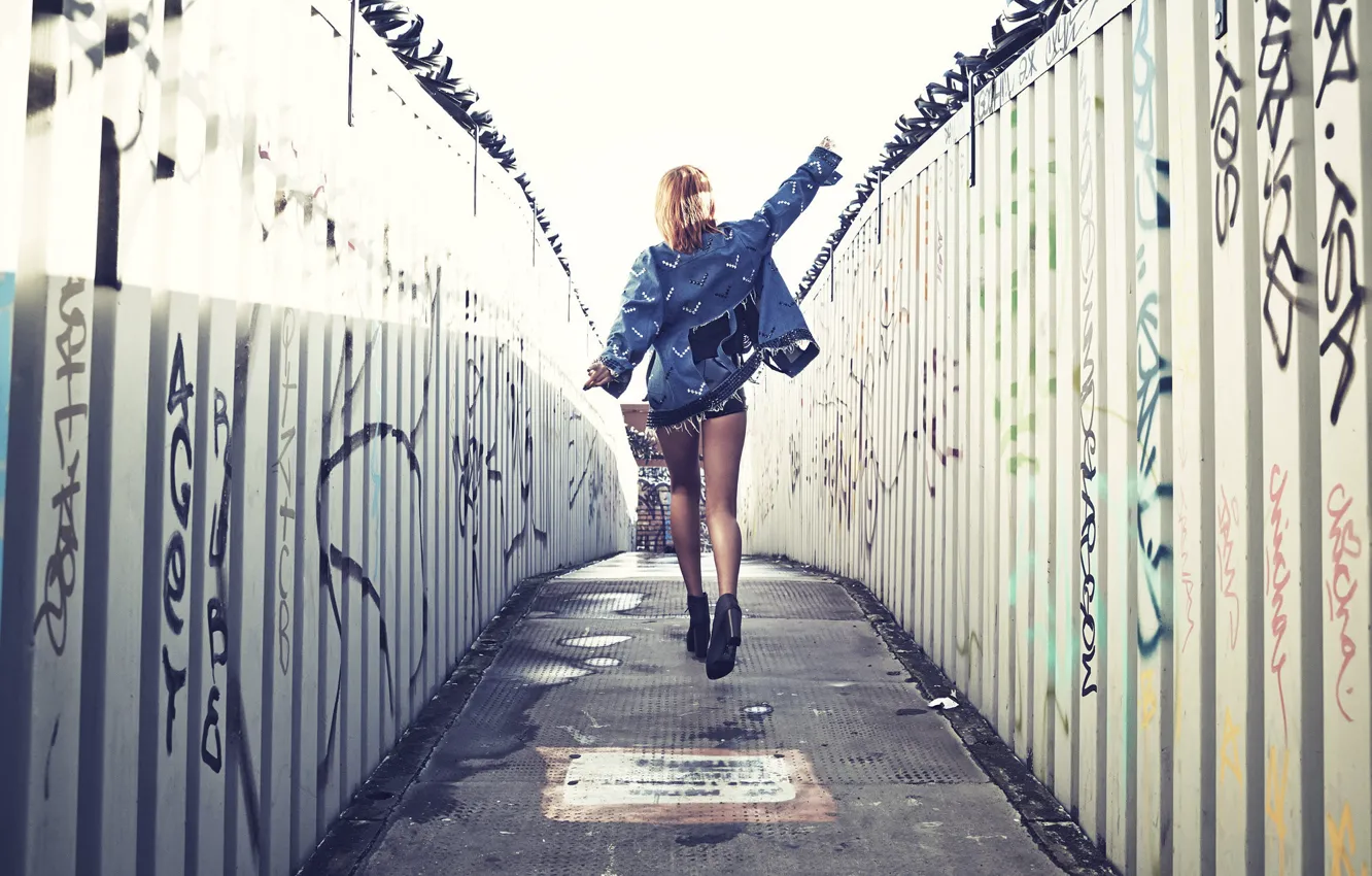 Photo wallpaper girl, the city, music, street, Asian, London, Sistar, K-pop
