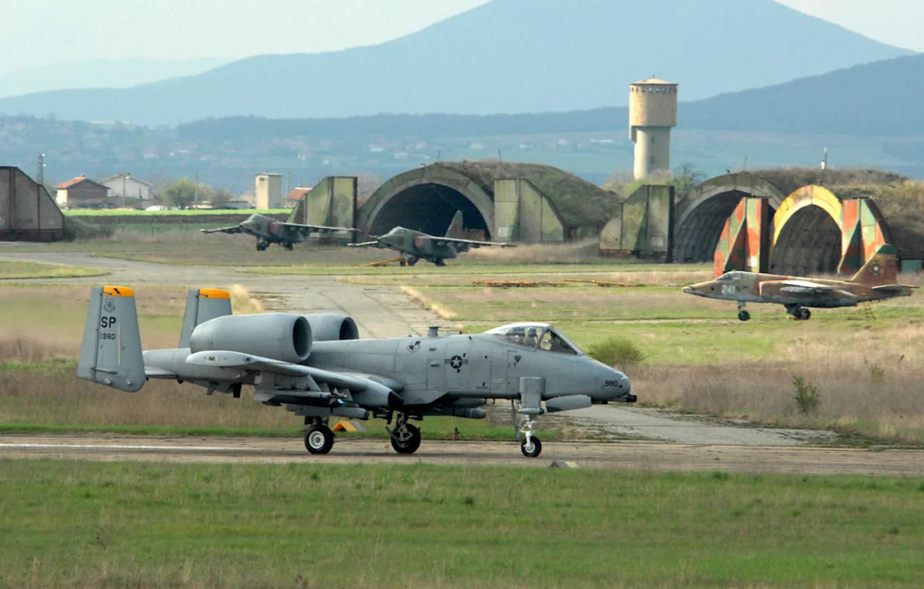 Photo wallpaper tower, attack, the airfield, A-10, Rook, hangars, Fairchild, Su-25