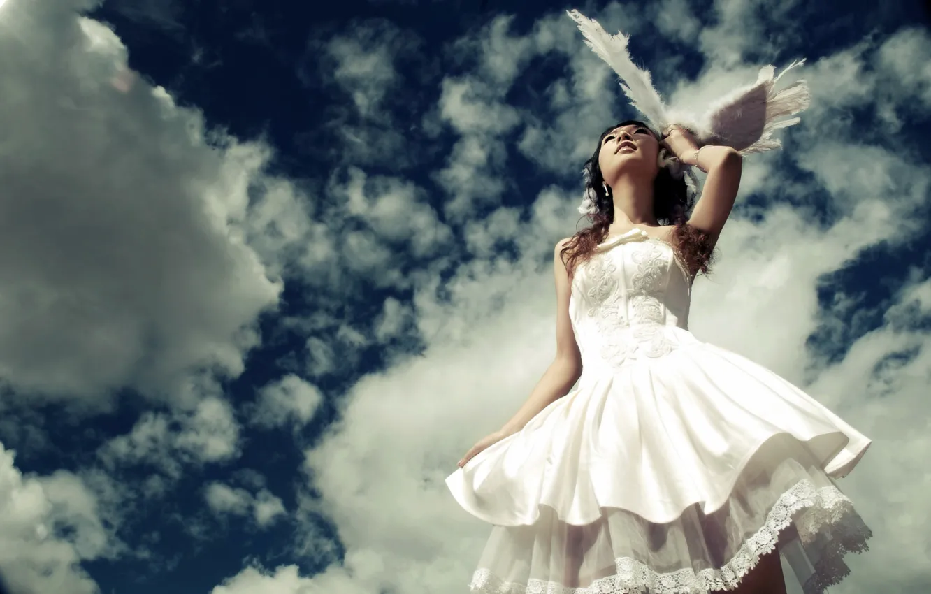 Photo wallpaper clouds, feathers, the bride