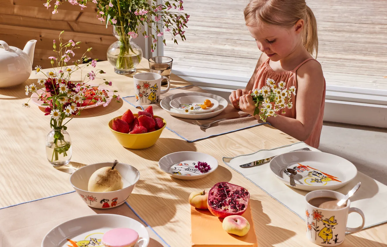 Photo wallpaper girl, dishes, porcelain, porcelain, dishes, Rare Moomin collectibles, Arabia Moomin, Rare Collectibles Mumin