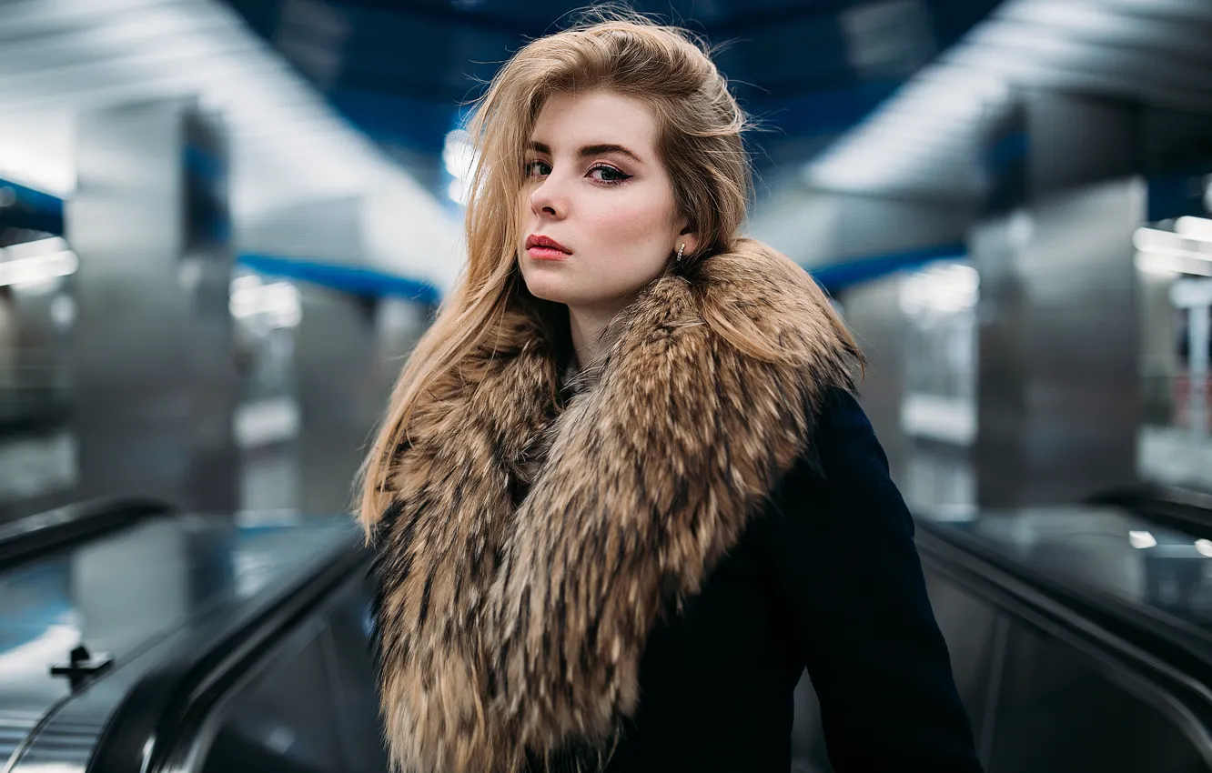 Photo wallpaper look, girl, portrait, blonde, fur, beautiful, the beauty, bokeh