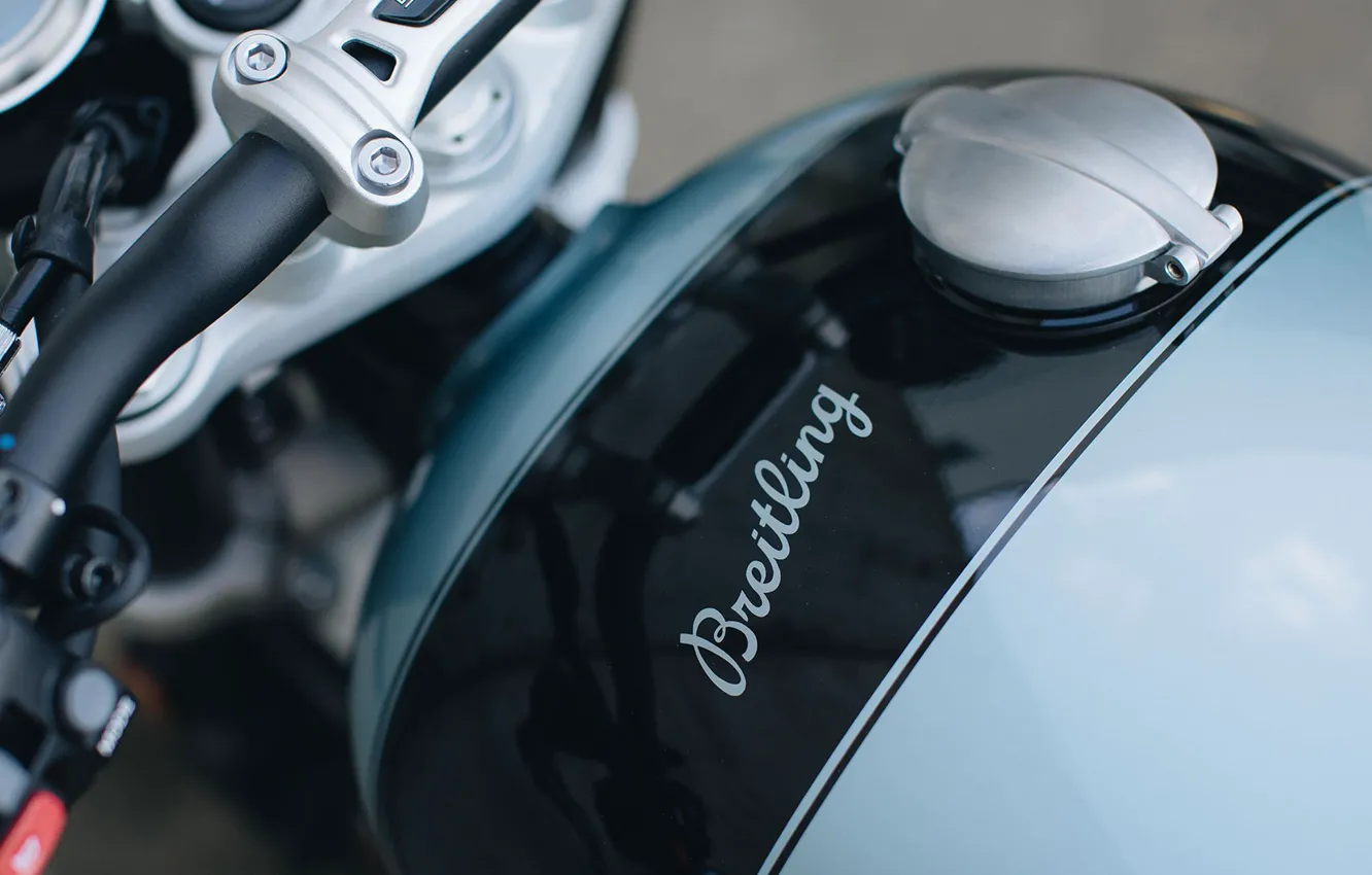 Photo wallpaper Triumph, Breitling, Truxton, triuph