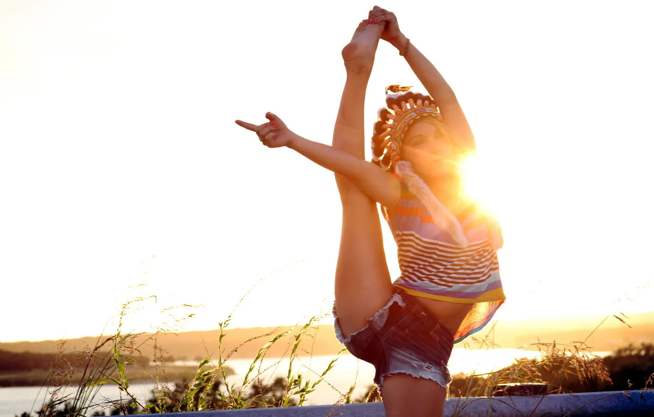 Photo wallpaper girl, light, pointer