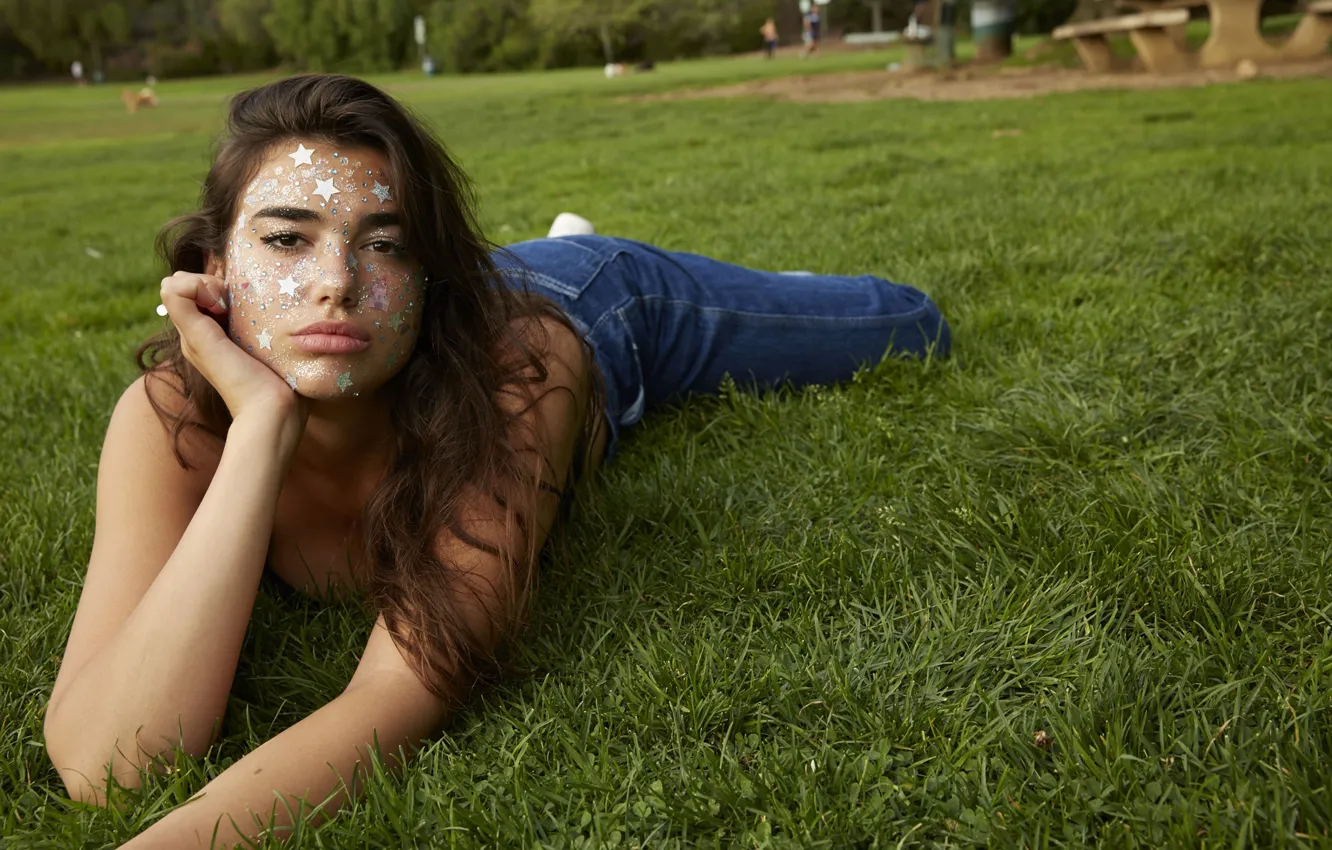 Photo wallpaper grass, look, makeup, lies, Dua Lipa