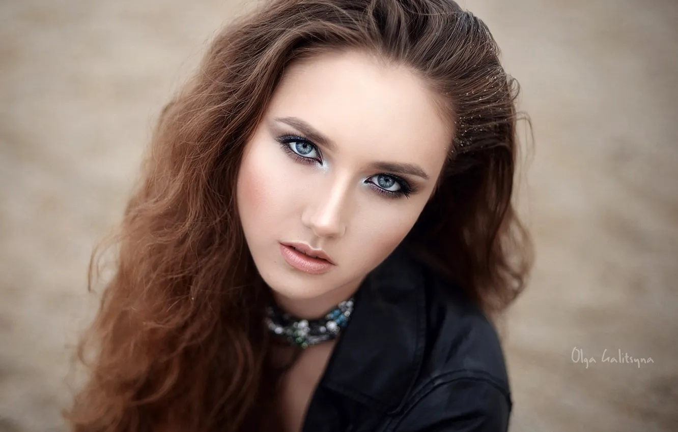 Photo wallpaper girl, long hair, brown hair, photo, photographer, blue eyes, model, lips