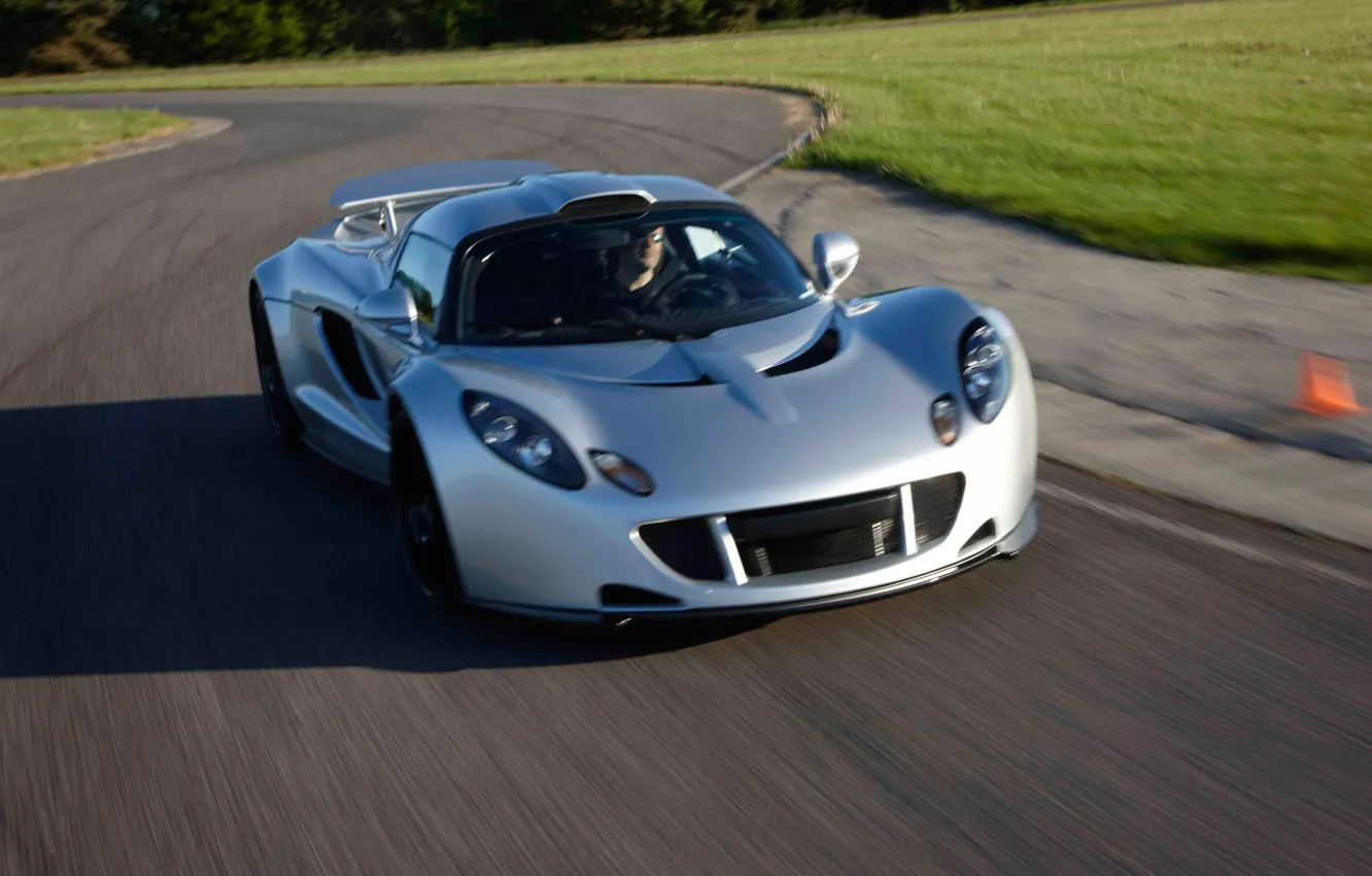 Photo wallpaper machine, supercar, in motion, the front, Hennessey, Venom GT