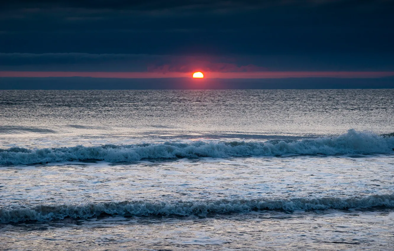 Photo wallpaper sea, wave, sunrise, dawn, England, England, North sea, North Sea