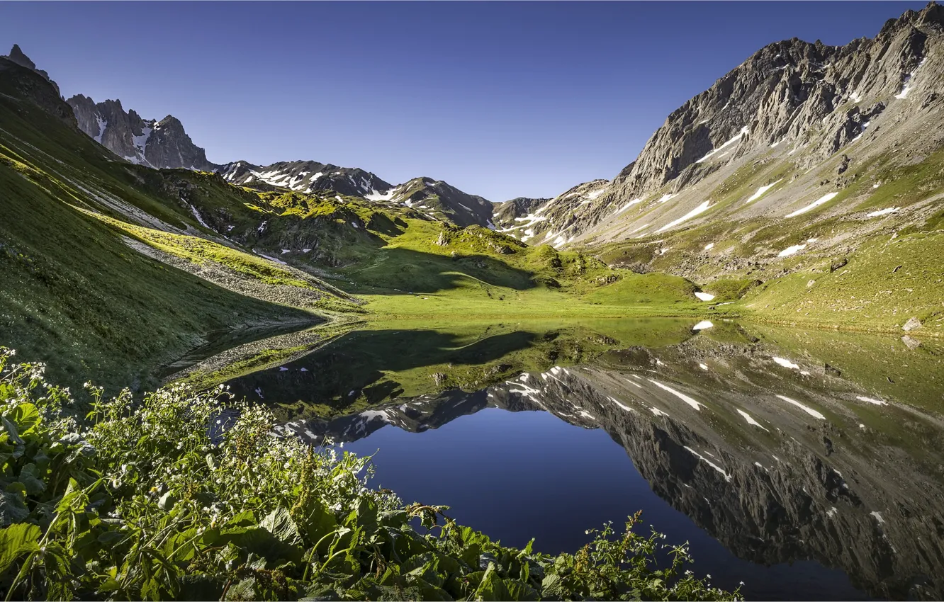 Photo wallpaper the sky, mountains, lake