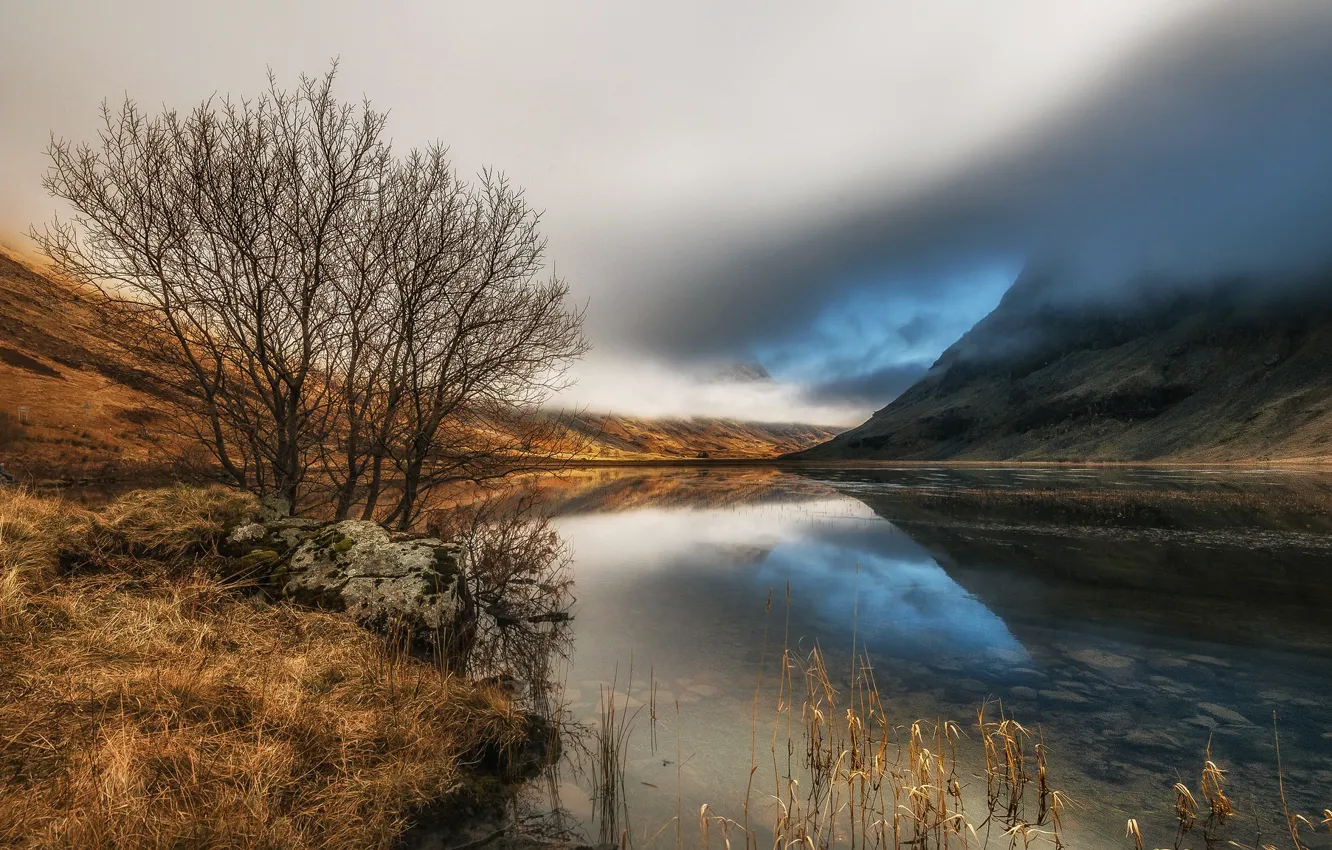 Photo wallpaper clouds, mountains, lake, stones, Scotland