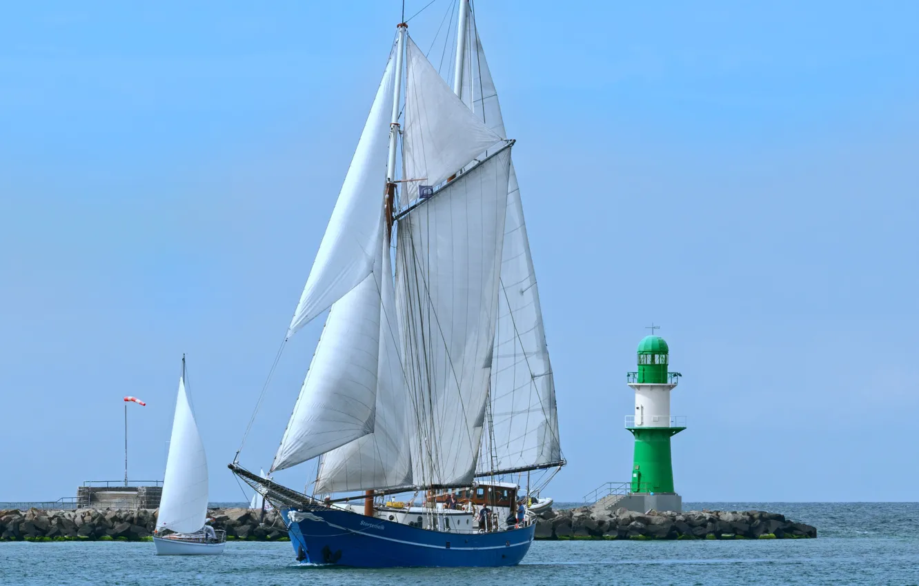 Photo wallpaper sea, lighthouse, sailboats, the breakwater