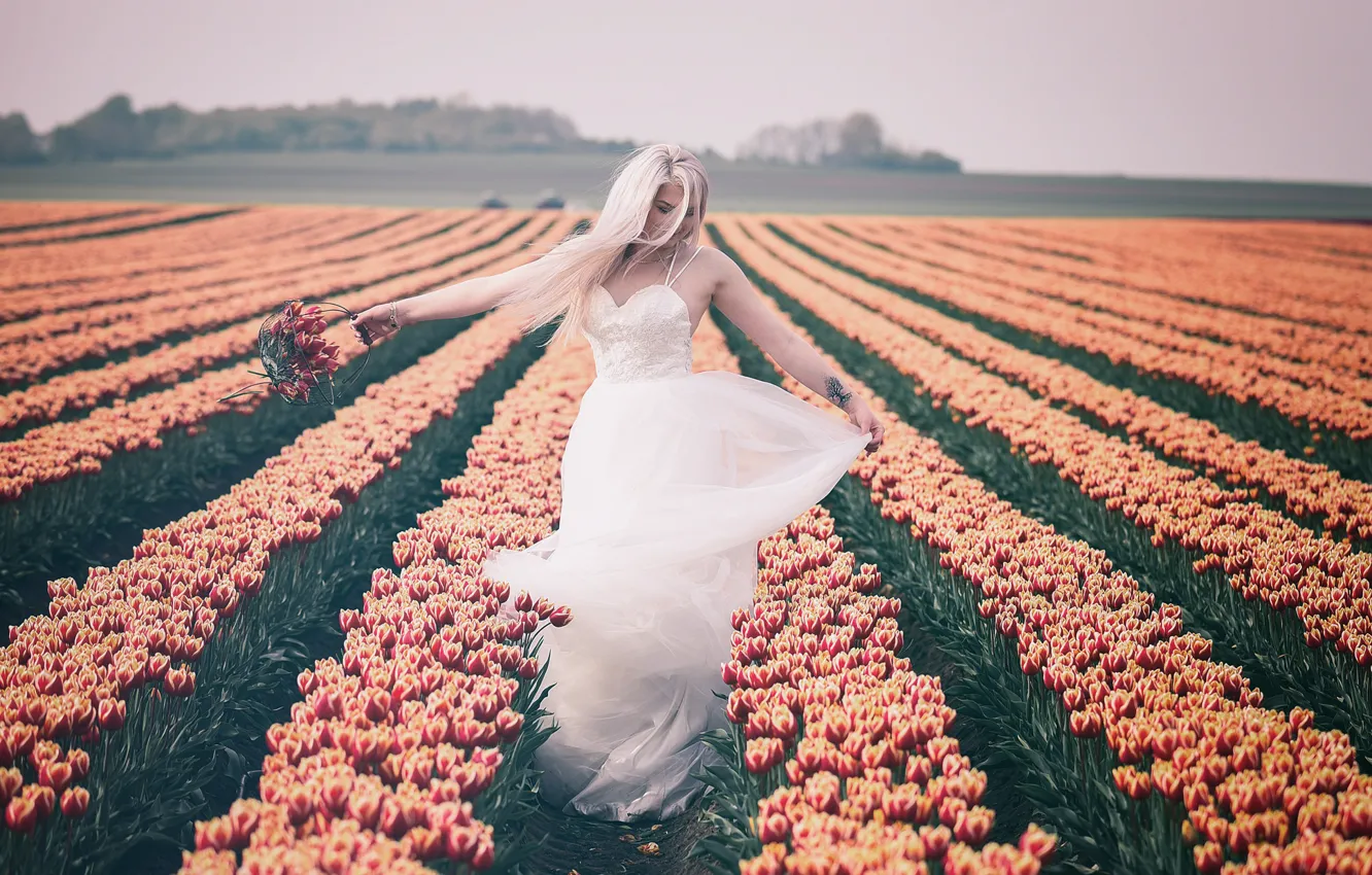 Photo wallpaper girl, nature, tulips