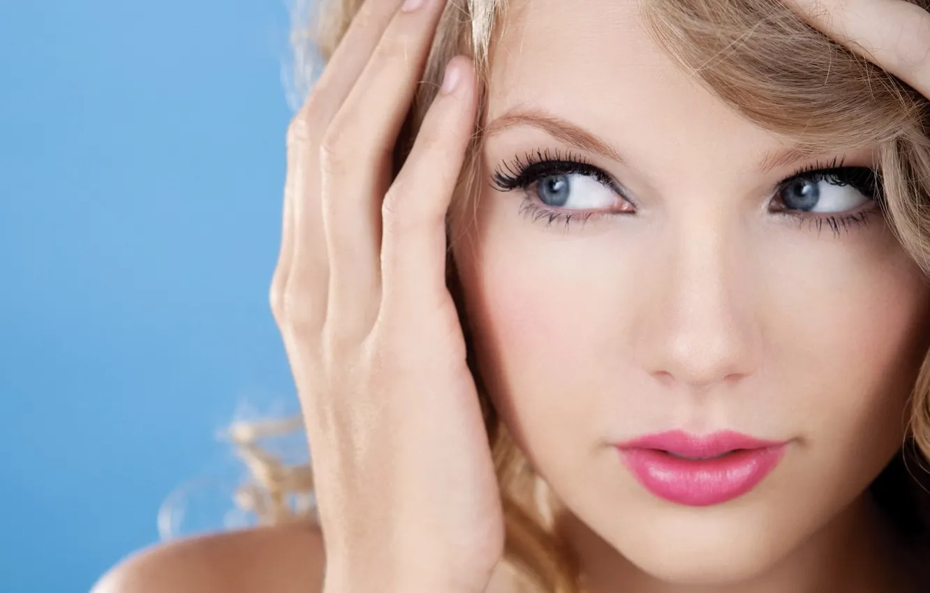 Photo wallpaper face, hand, Taylor Swift