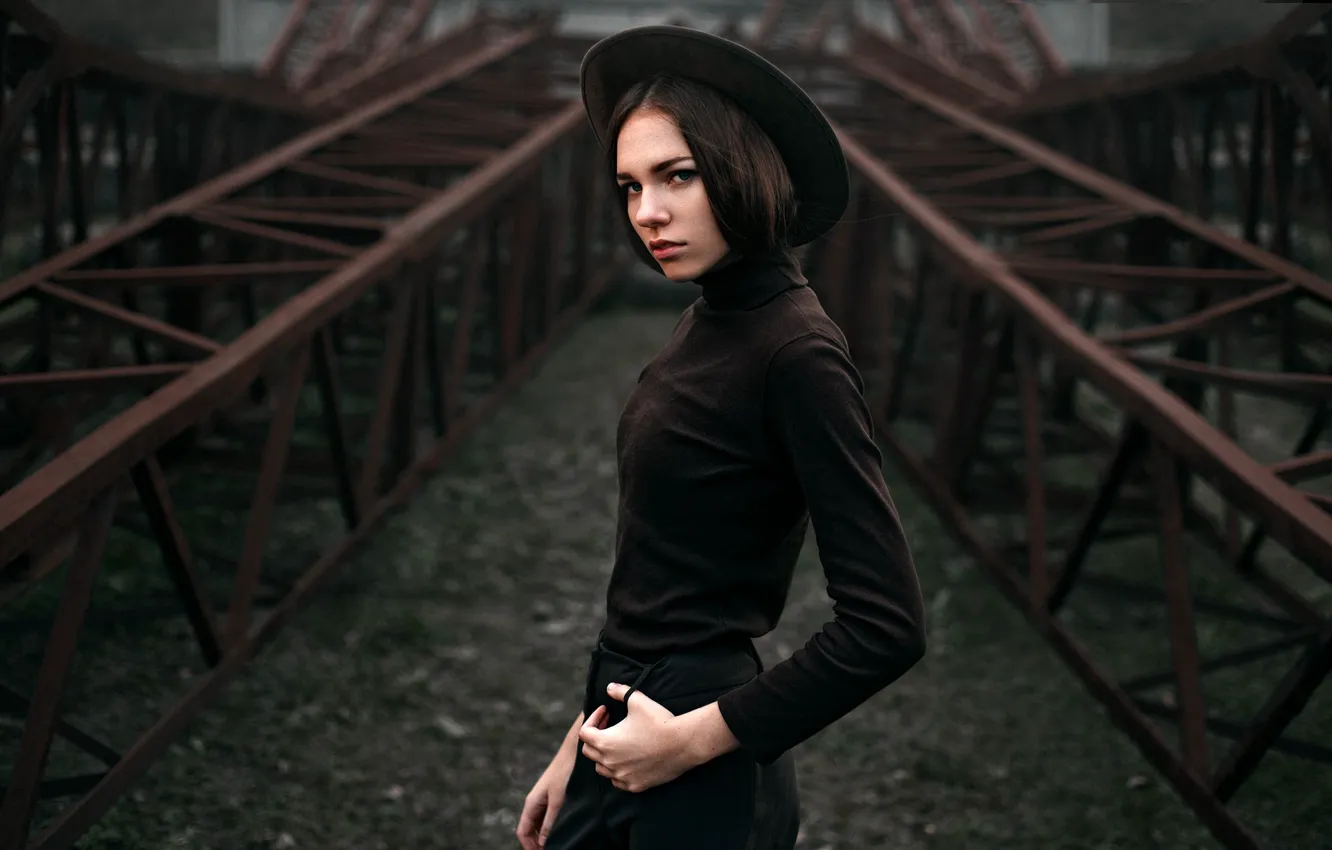 Photo wallpaper look, girl, model, portrait, hat, Alice, light, iron