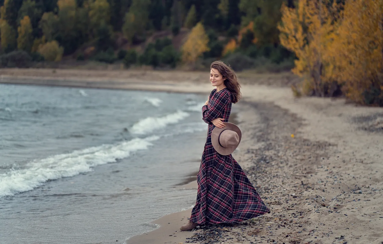 Photo wallpaper beach, girl, smile, shore, hat, dress, Valeria Tikhonovna
