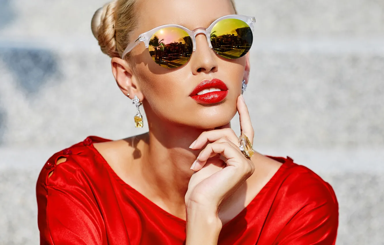 Photo wallpaper girl, the sun, pose, background, portrait, earrings, makeup, dress