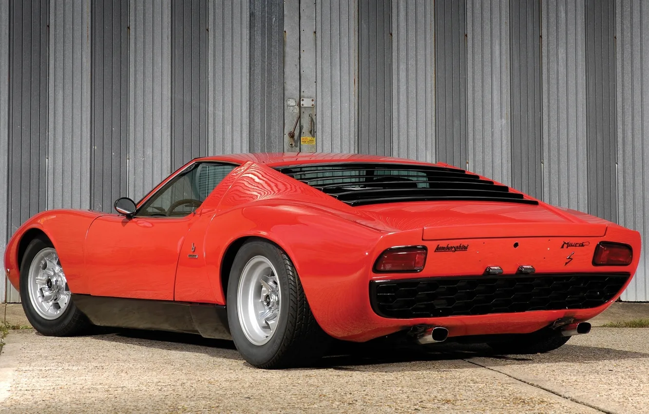 Photo wallpaper red, Lamborghini, gate, 1969, red, rear view, Lamborghini, gate