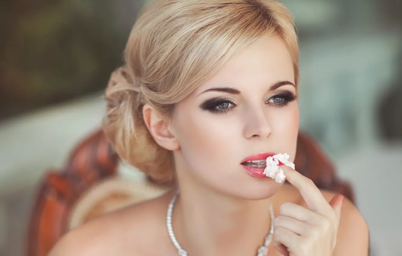 Photo wallpaper girl, style, ice cream, fingers, blond