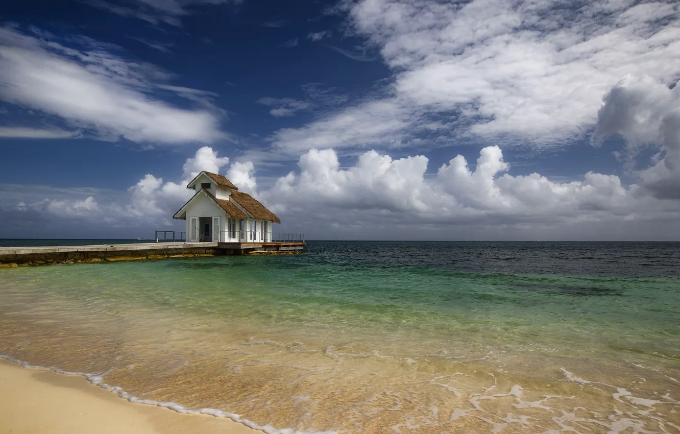 Photo wallpaper the sky, clouds, pierce, house, Jamaica, Montego Bay