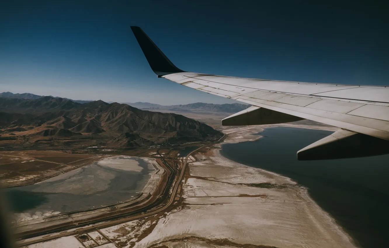 Photo wallpaper the sky, mountains, the plane, desert, horizon, sky, desert, mountains