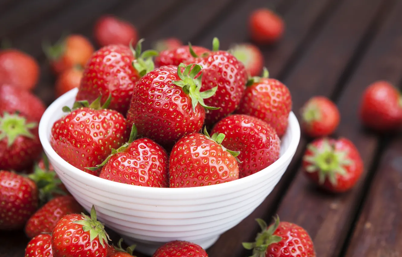 Photo wallpaper berries, strawberry, bowl, placer