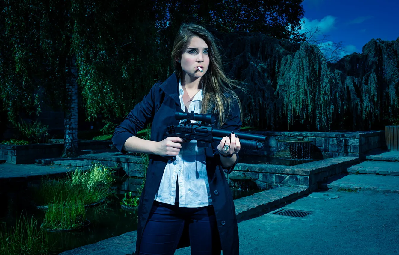 Photo wallpaper girl, weapons, the situation