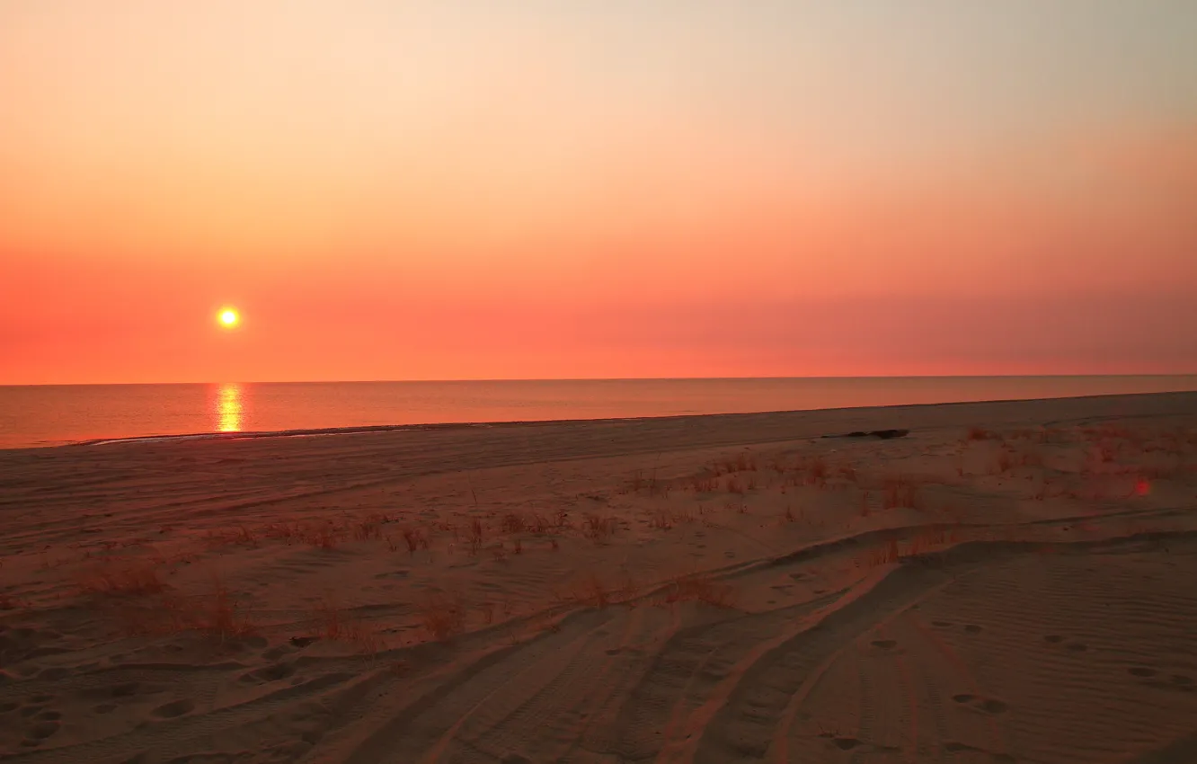 Photo wallpaper sand, water, sunset