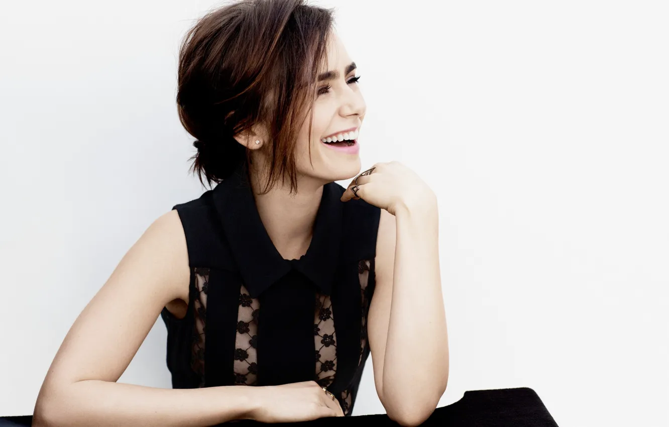 Photo wallpaper smile, actress, profile, Lily Collins