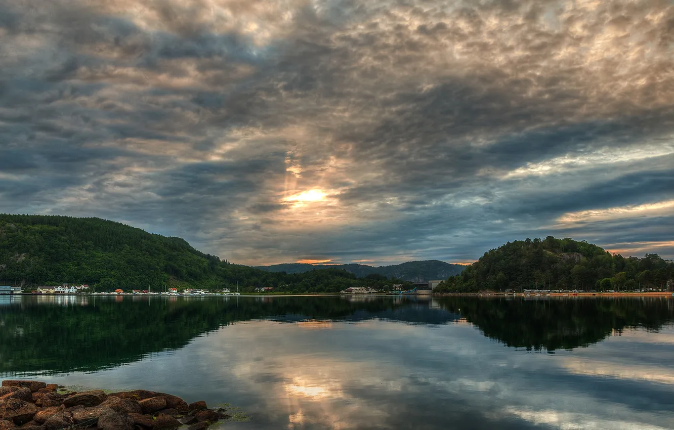 Photo wallpaper clouds, mountains, lake, Norway, town, Norway