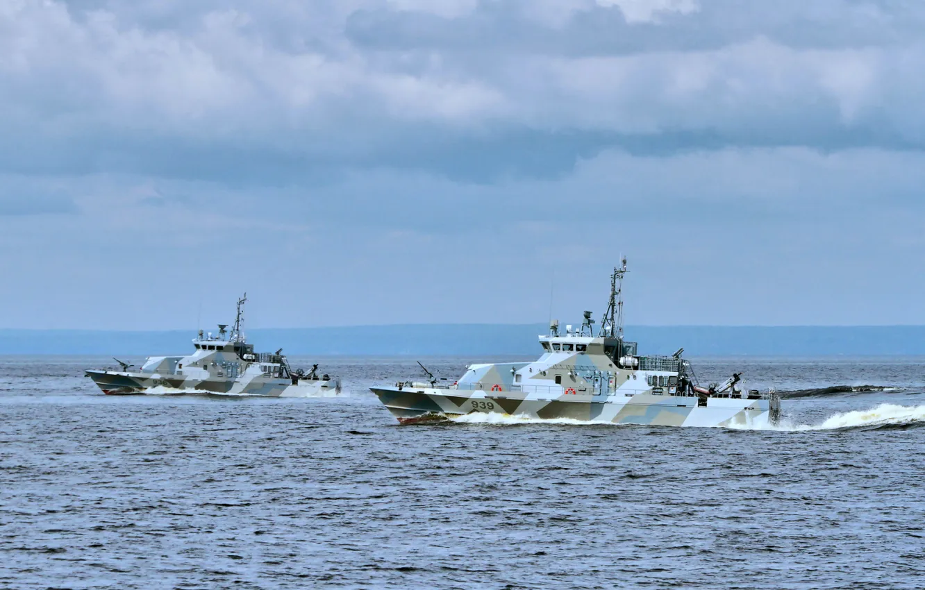 Photo wallpaper boat, camouflage, anti-sabotage, Rook