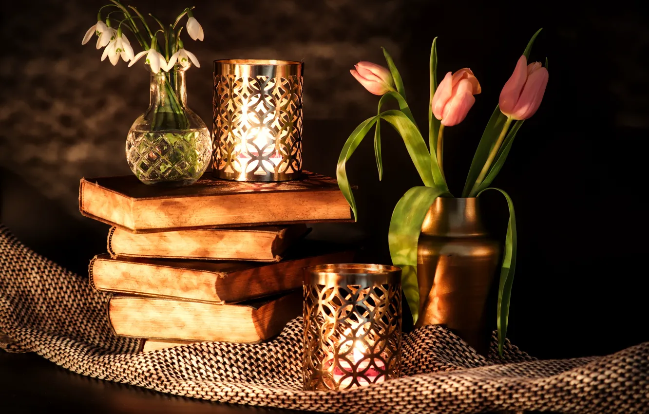 Photo wallpaper leaves, light, flowers, the dark background, table, flame, bouquet, spring