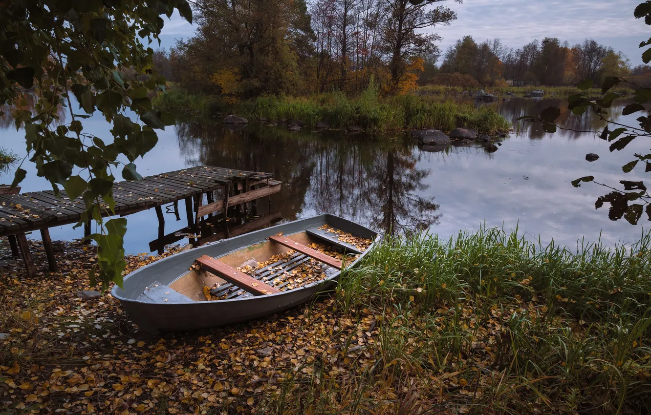 Photo wallpaper autumn, forest, river, boat, Oleg Baburin