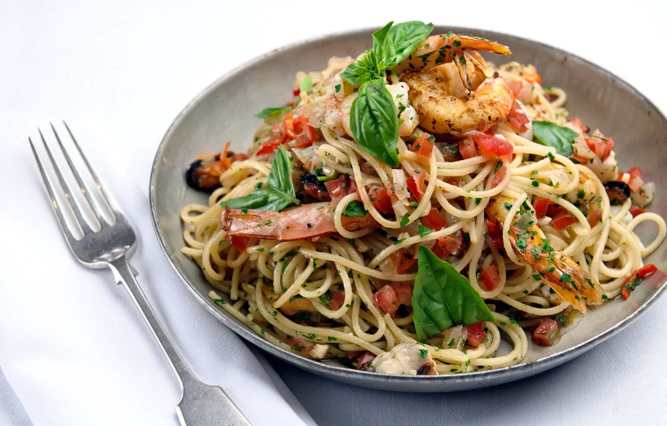 Photo wallpaper spaghetti, shrimp, seafood pasta
