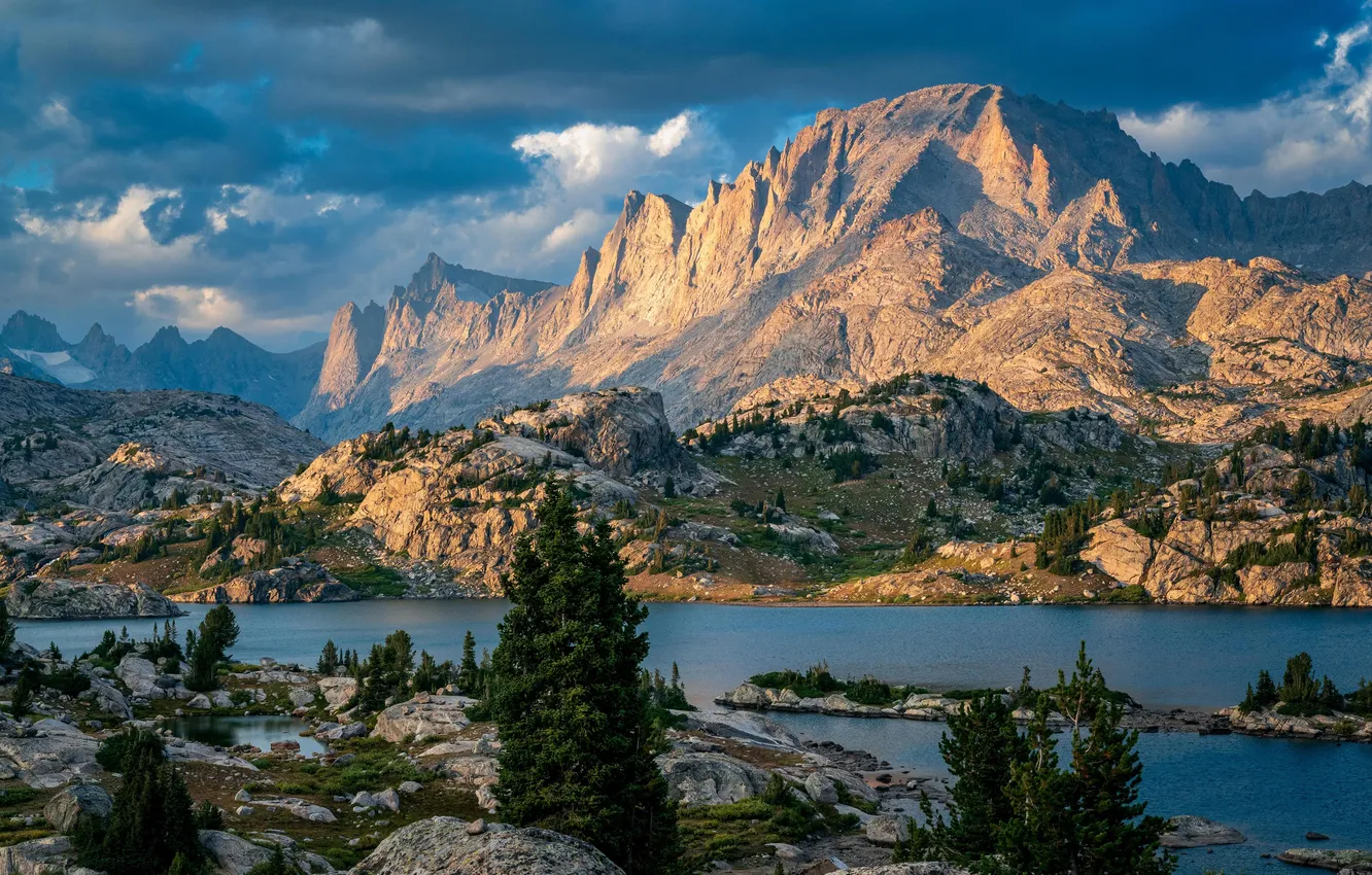 Photo wallpaper USA, Wyoming, landscape, mountain, lake, rocks, pines, Fremont Peak