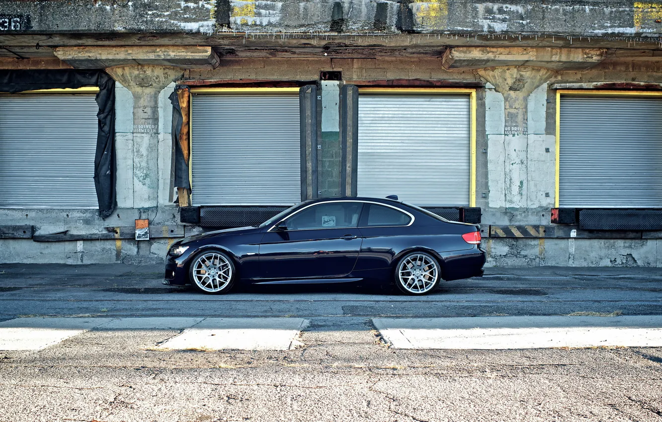 Photo wallpaper car, BMW, coupe, side, bmw 3, autowallpapers, warehouses