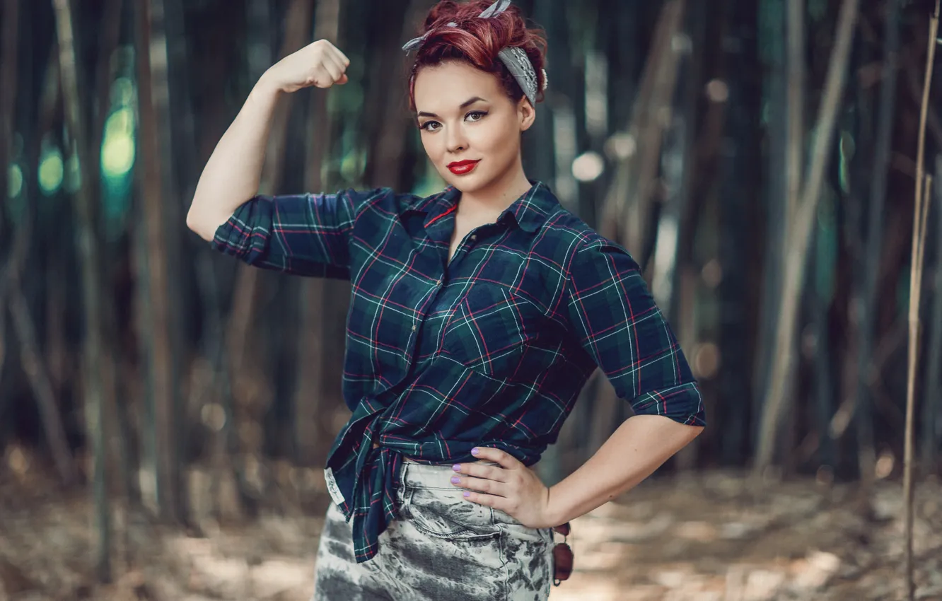 Photo wallpaper look, power, hands, shirt