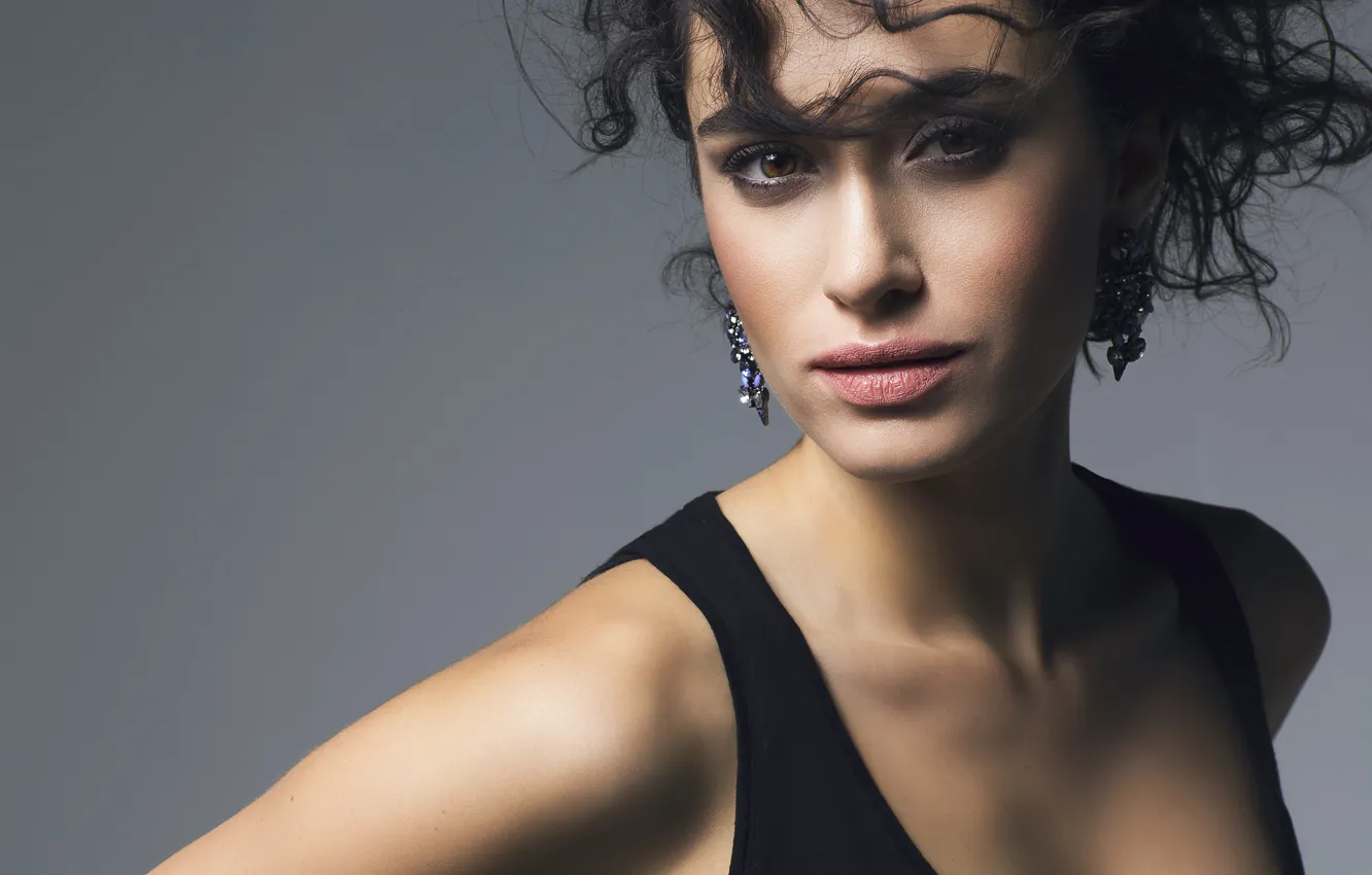 Photo wallpaper look, girl, face, earrings, Hande Dogandemir