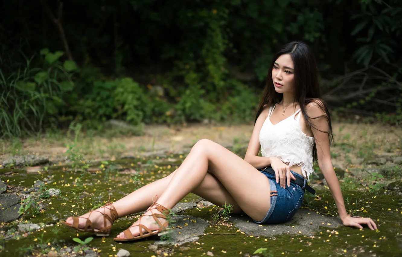 Photo wallpaper pose, model, shorts, portrait, makeup, Mike, figure, brunette