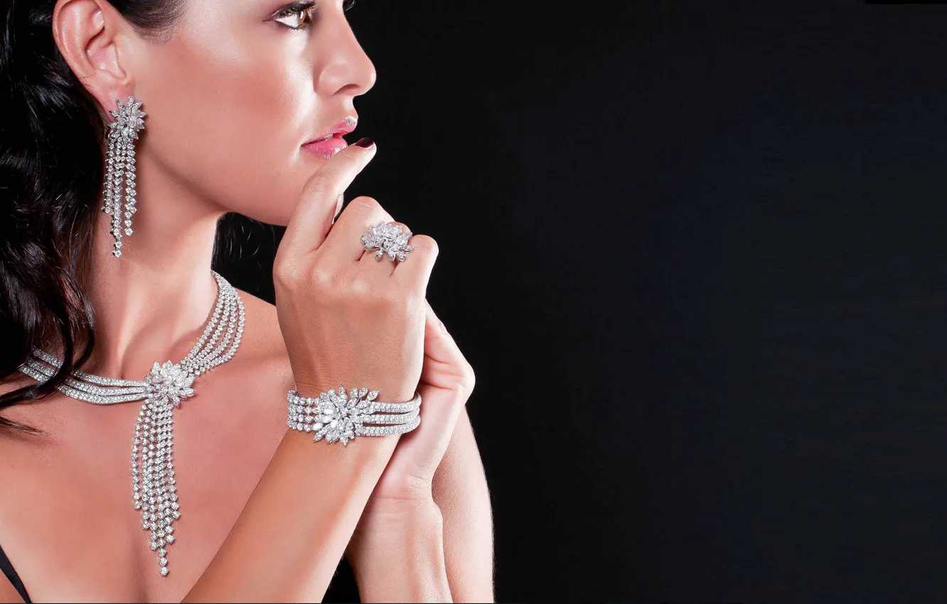 Photo wallpaper look, girl, decoration, makeup, ring, bracelet, earrings, necklace