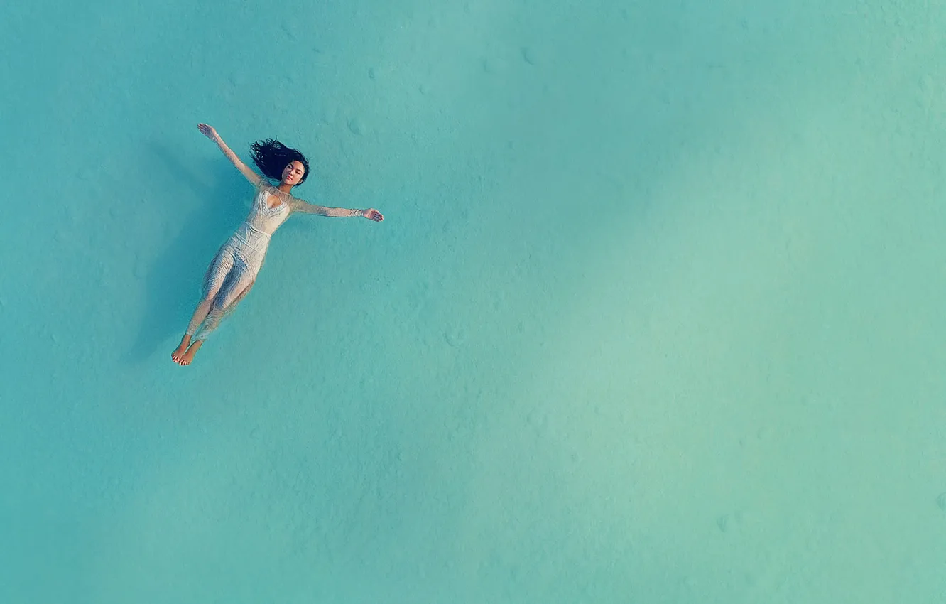 Photo wallpaper girl, surface, calm, calm, blue, peace, water