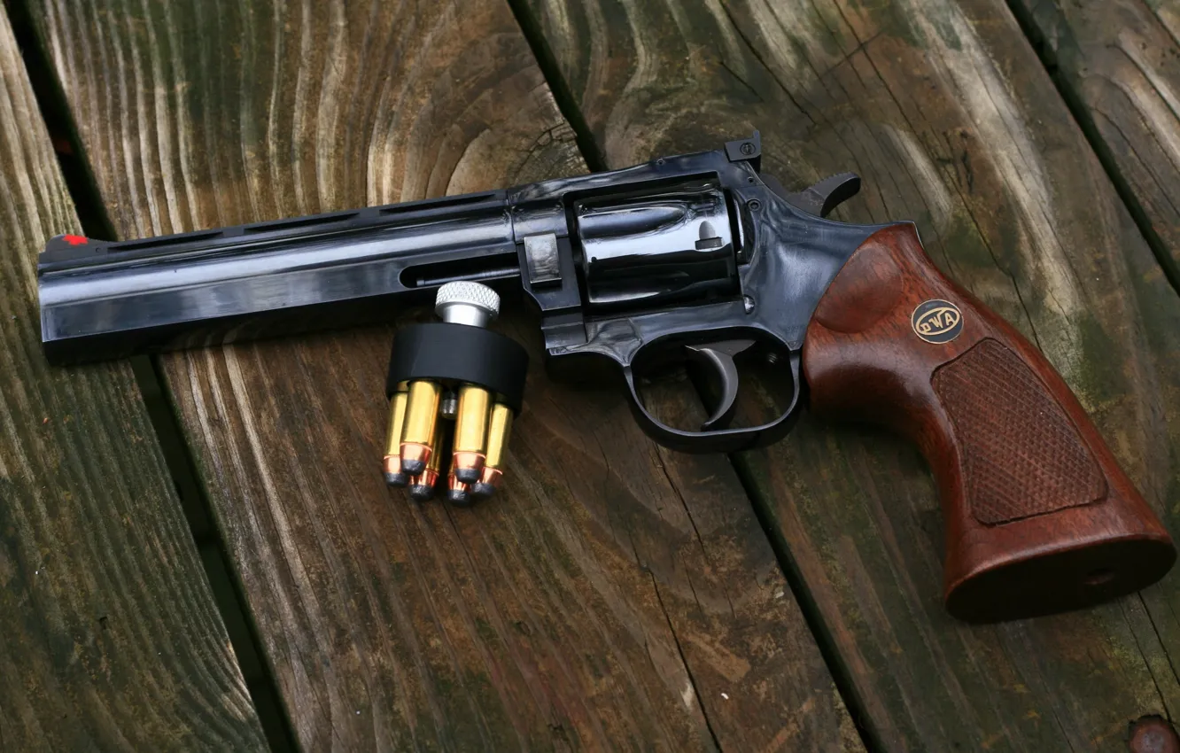Photo wallpaper gun, weapon, wood, custom, board, revolver, Magnum, Smith &ampamp; Wesson