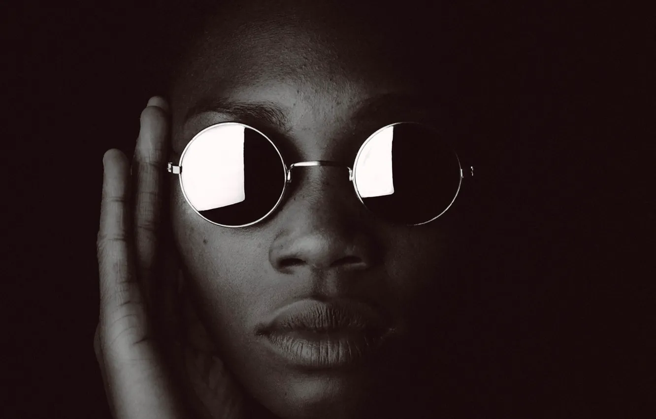 Photo wallpaper girl, face, reflection, sunglasses