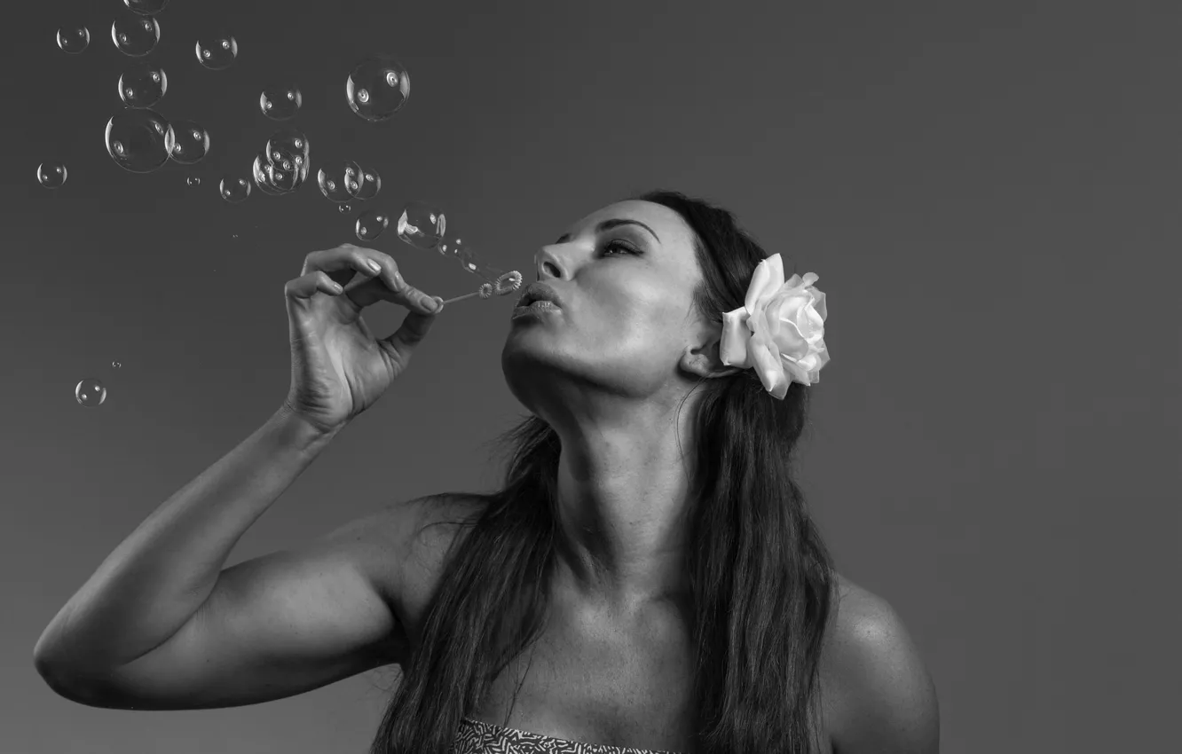 Photo wallpaper girl, flowers, bubbles, face, background, hair, lips