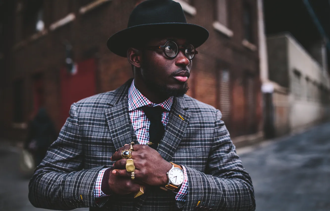 Photo wallpaper street, watch, hat, ring, glasses, lips, angle, male