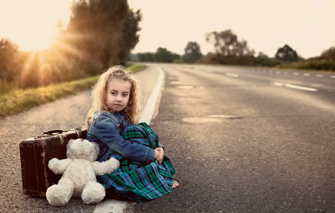 Photo wallpaper road, toy, bear, bear, girl, suitcase, toy, bear