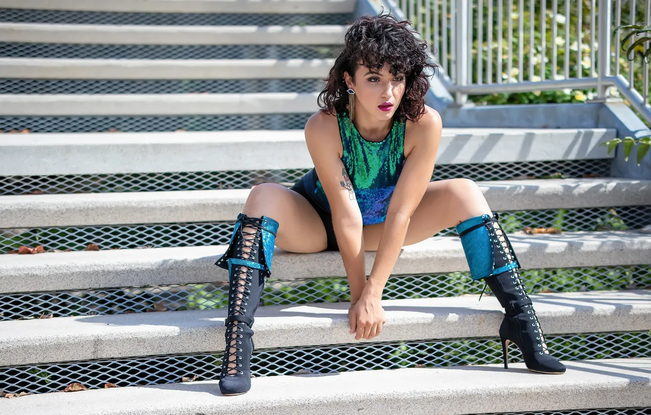 Photo wallpaper girl, stage, Rosanna