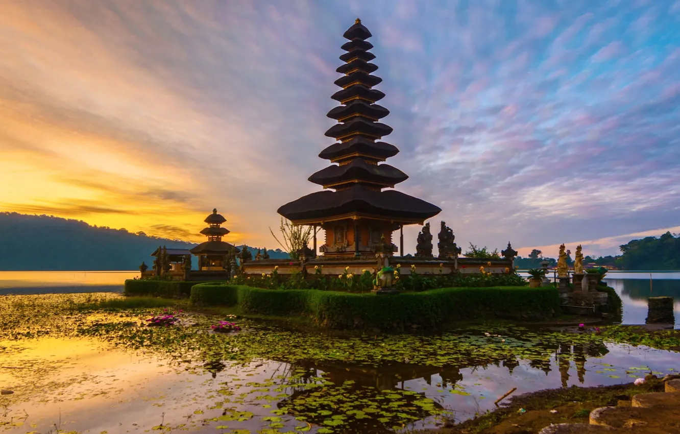 Photo wallpaper dawn, Bali, Indonesia, the temple of Pura Ulun Danu, Bratan lake