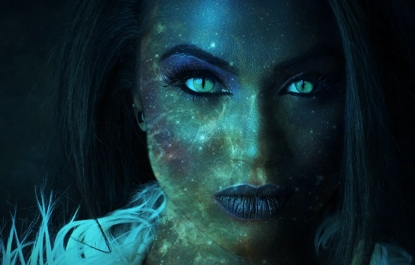 Photo wallpaper eyes, girl, face, portrait, leather, reptilians, unearthly, narrow pupils