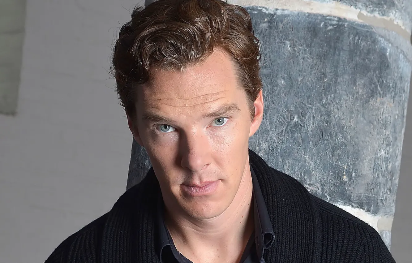 Photo wallpaper look, background, portrait, shirt, sweater, Benedict Cumberbatch, Benedict Cumberbatch, British actor