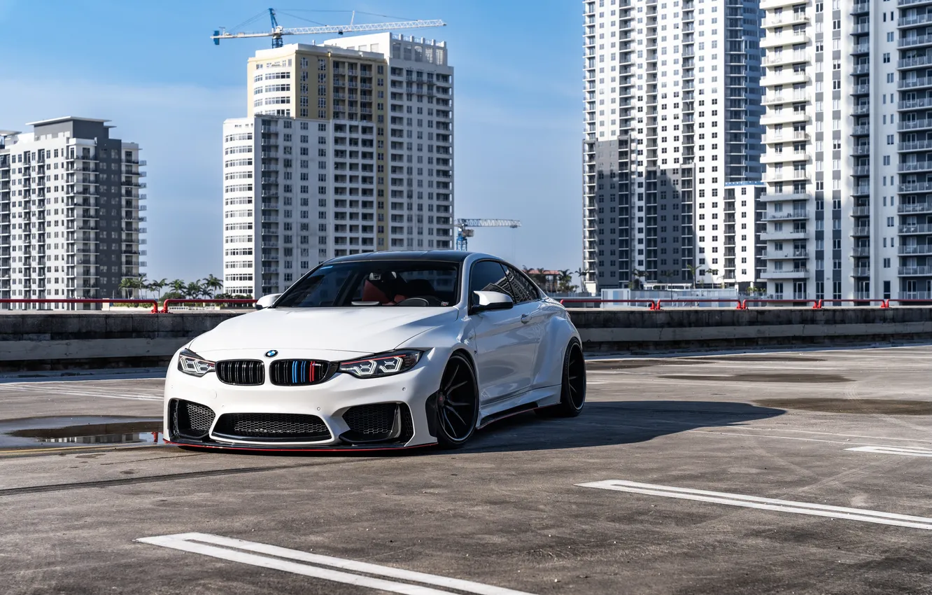 Photo wallpaper BMW, F82