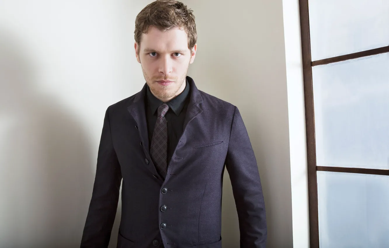 Photo wallpaper Joseph Morgan, Joseph Morgan, TV Guide